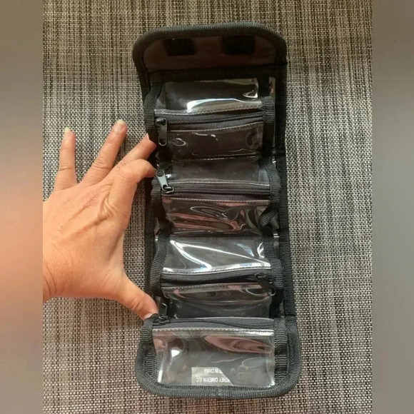 Courtney Cameryn Vintage Hawaii Toile 4 Compartment Travel Bag - Picture 6 of 7